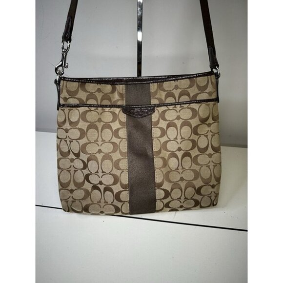 Coach Signature Stripe C Crossbody Messenger Shoulder Black Trendy Tan - Picture 2 of 8